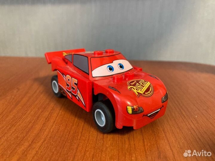 Lego Lightning McQueen - Лего Молния Маккуин