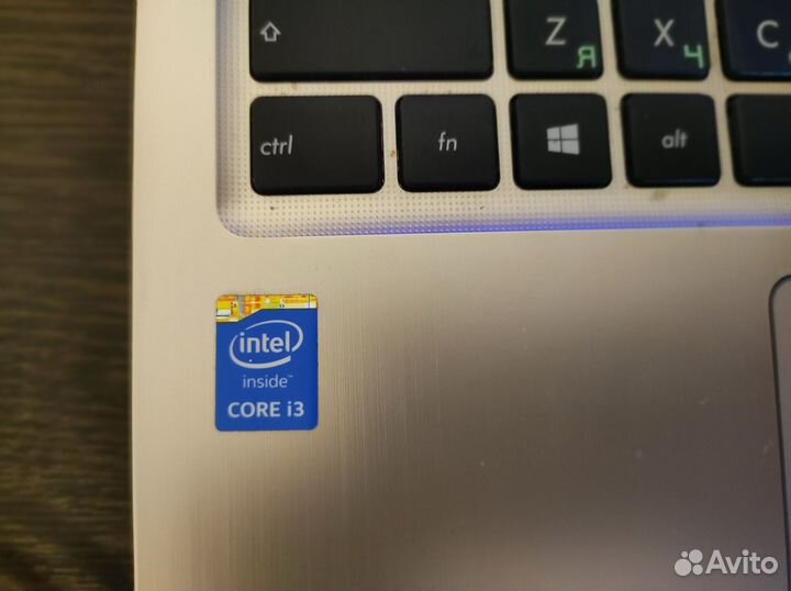 Ноутбук asus