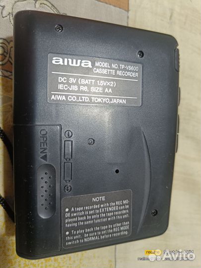 Кассетный ретро плеер aiwa TP-VS600