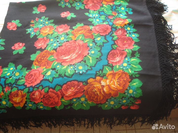 Платок Павлопосадский