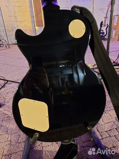 Электрогитара Epiphone Les Paul standard