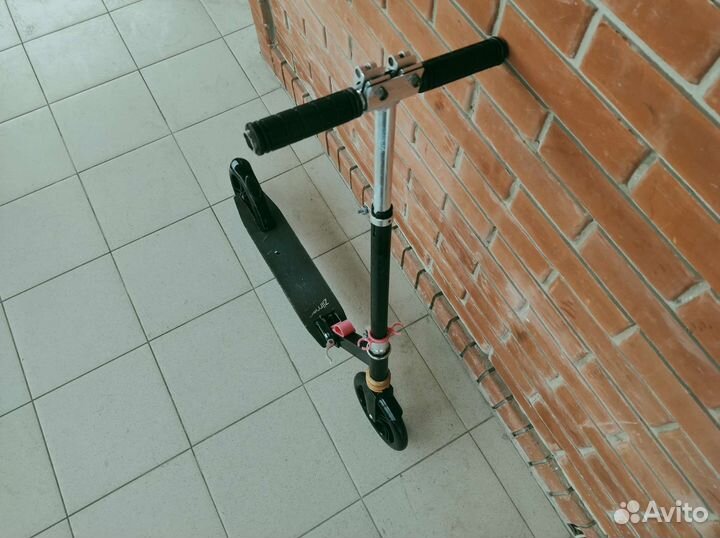 Самокат Zilmer