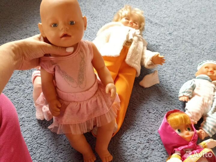 Кукла и пупсы