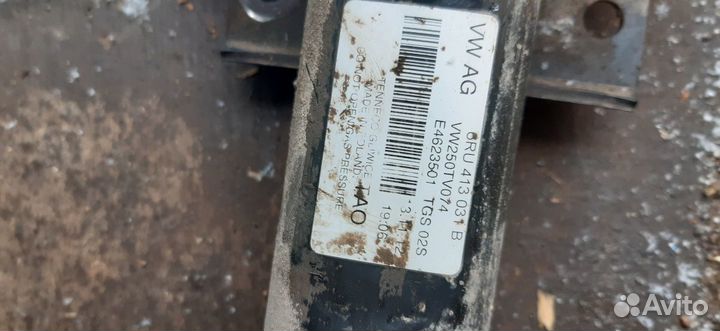 Няндома продам стойка передняя левая wv polo