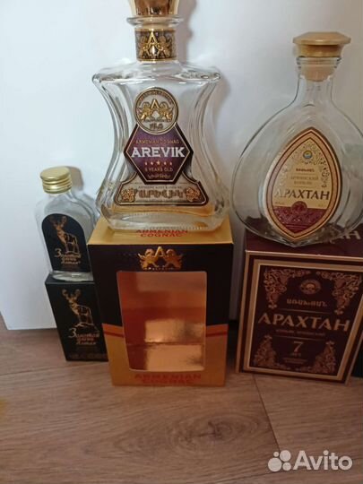 Бутылка стеклянная коллекционная