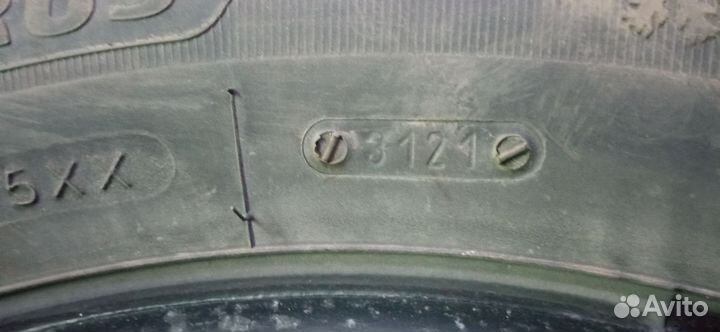 Taurus Winter 215/60 R17 96H