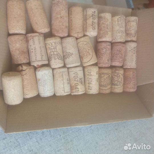 Крышки пробки шишки для поделок