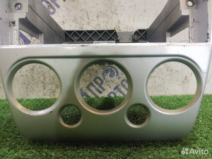 Накладка центральной консоли Ford Fusion хэтчбек