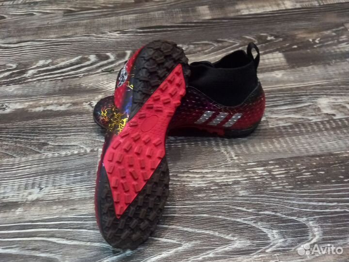 Футбольные бутсы adidas предатор размер 38