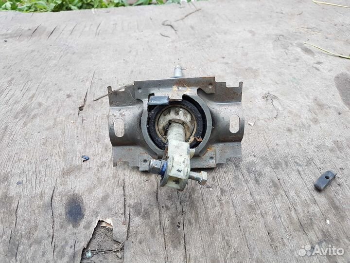 Кулиса МКПП ауди 80 90 100 А6