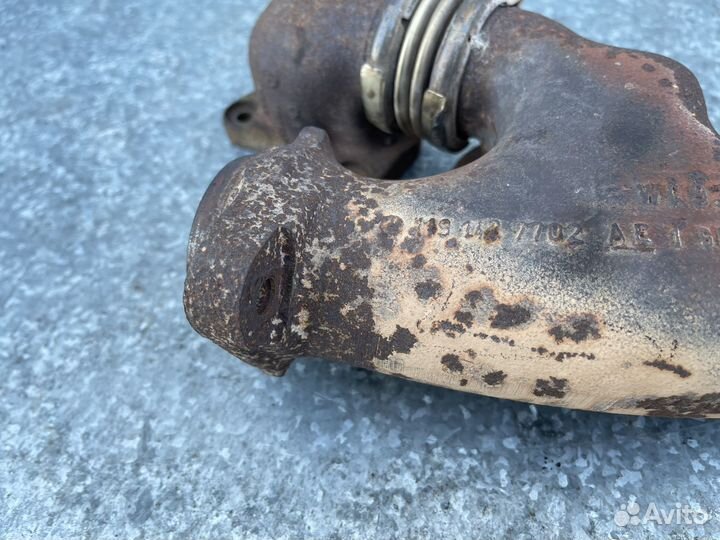 Выпускной коллектор правый M119 Mercedes W140