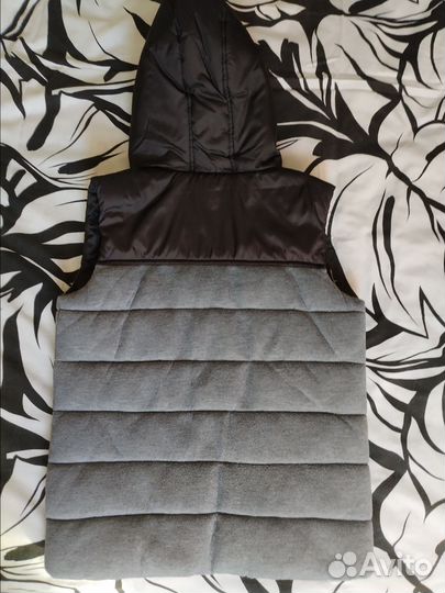 Жилет утеплённый