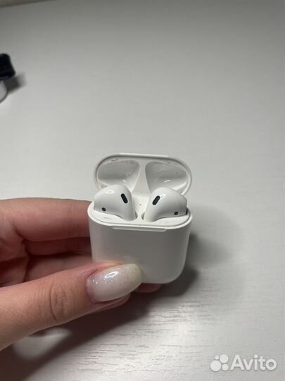 Беспроводные наушники apple airpods 2