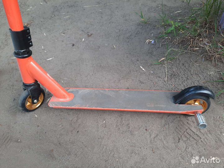 Трюковой самокат