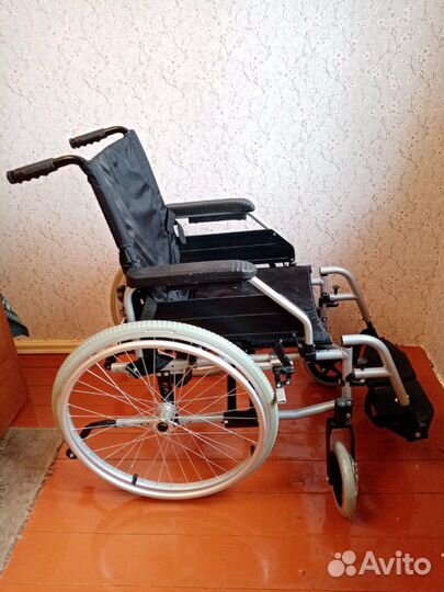 Коляска инвалидная