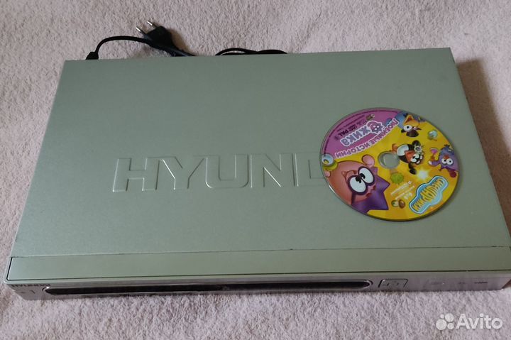 DVD-плеерHyundai H-DVD5040-N