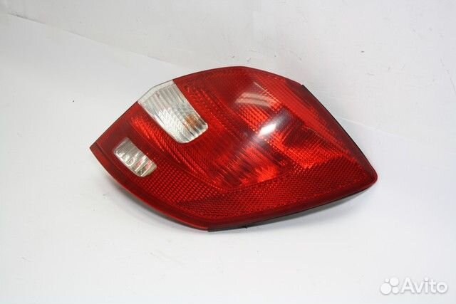 Фонарь 5J6945096 задний правый Skoda Fabia