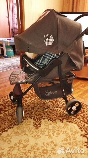 Прогулочная коляска