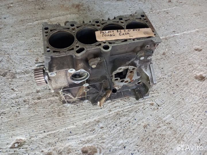 Блок двигателя Vw. Passat B6 2.0 BVY 2005-2010