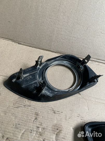 Toyota Camry 40 45 Накладка туманки левая