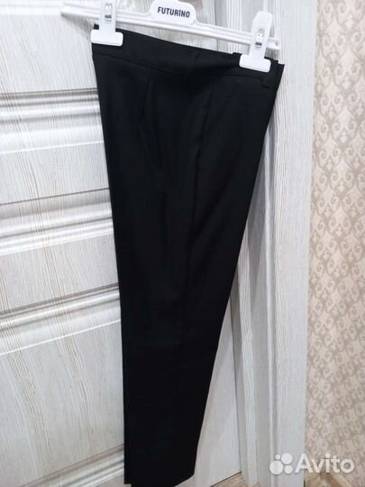 Черные брюки 128