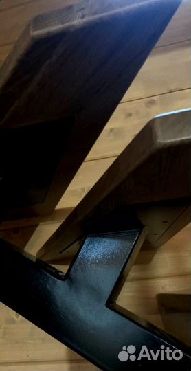 Лестница с забежными ступенями в коттедж