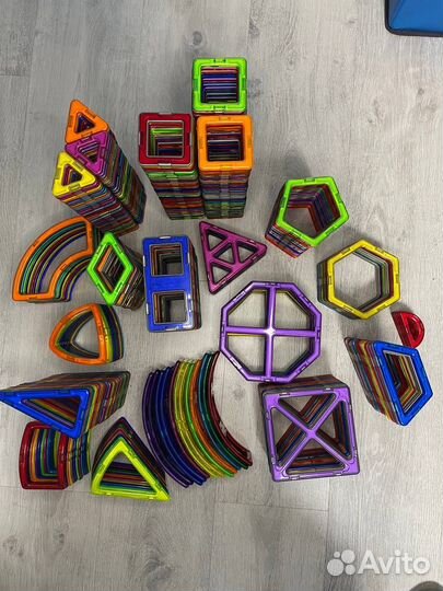 Конструктор Magformers