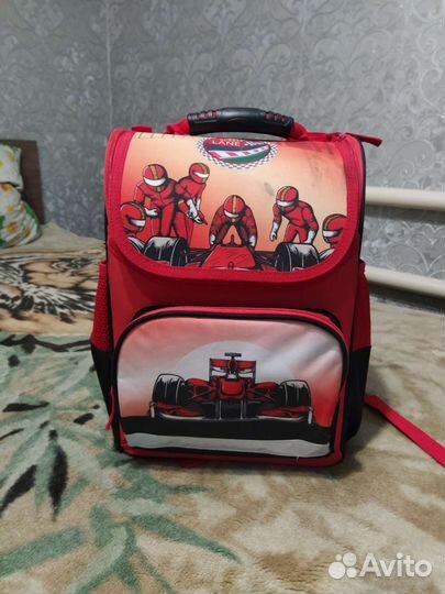Школьный рюкзак