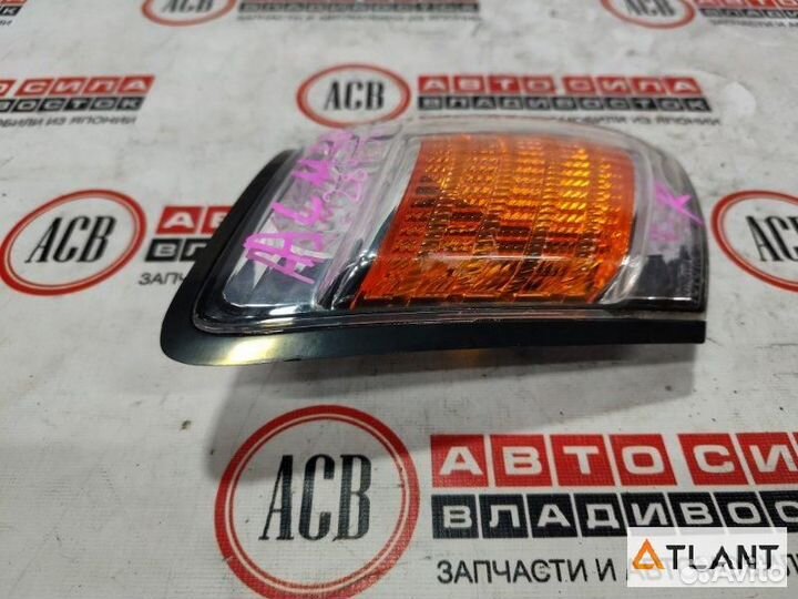 Габарит правый toyota gaia