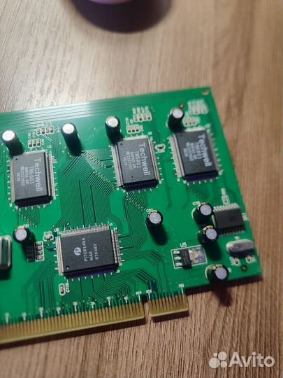 Карта видеозахвата (на 16 камер)