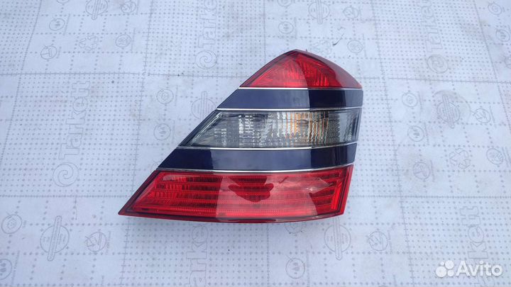 Фонарь правый mercedes w221