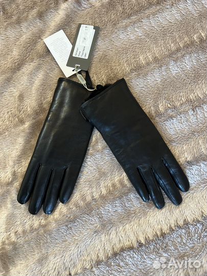 Перчатки женские кожаные новые