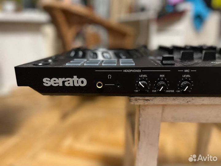 DJ-контроллер Pioneer DDJ-FLX6