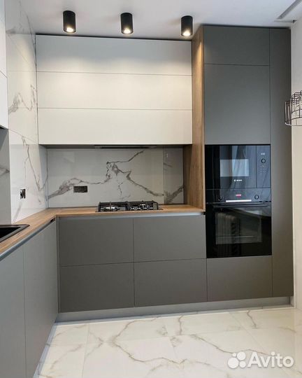 Кухни на заказ. Под ключ. Гapaнития oт 2 дo 10 лeт