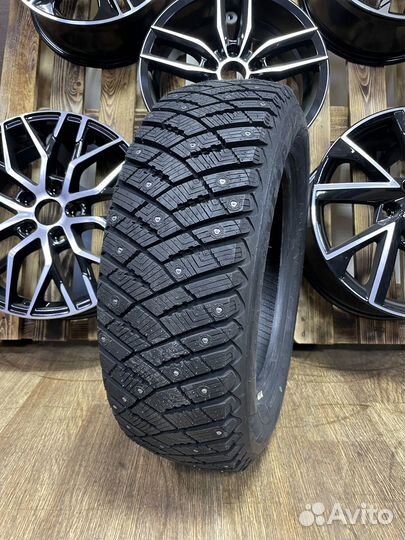 Goodyear Ultragrip Ice Arctic 205/65 R15 99T