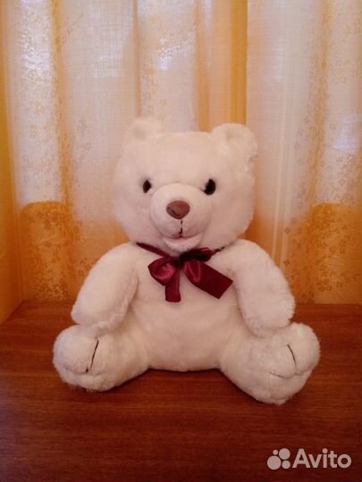 Плюшевый медвежонок