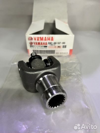 Вилка с крестовиной переднего кардана Yamaha