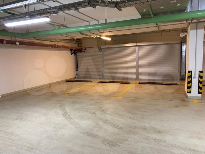 Машиноместо, 15 м²