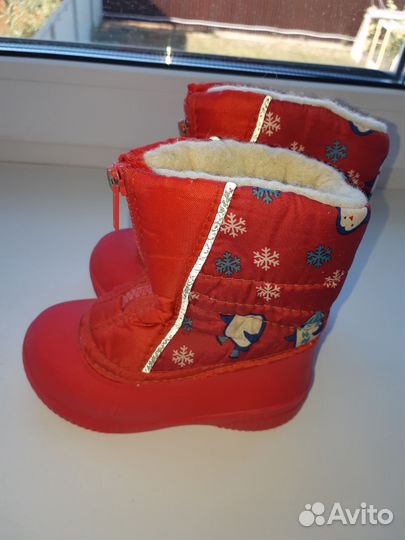 Сапоги для девочки 23