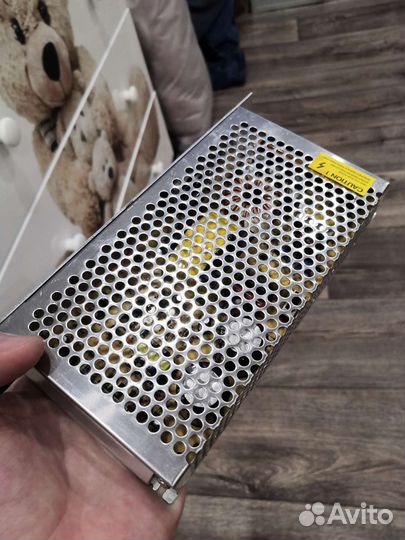 Блок питания Gauss на 12 вольт