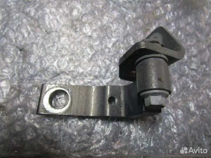 Петля двери задней левой верхняя Ford Focus III 20