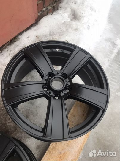 Литые диски на (Мерседес Ауди Фольксваген)