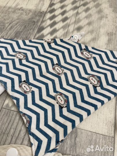 Отдам слюнявчики