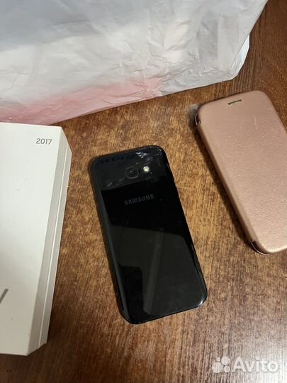 Samsung Galaxy A5 (2017) SM-A520F/DS, 3/32 ГБ