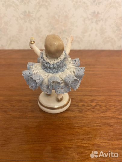 Фарфоровая статуэтка Дрезден