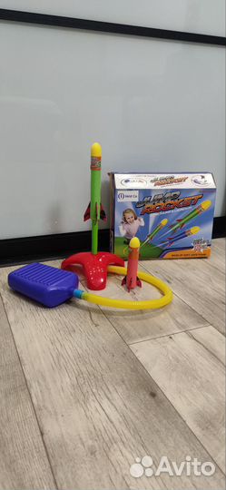 Игра Jump Rosket