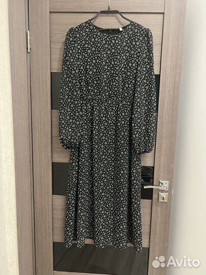 Платье женское 48 50 бу