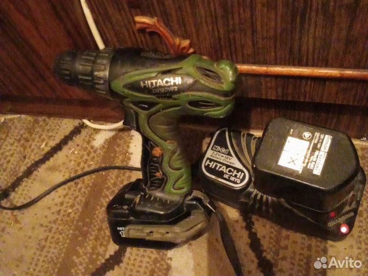 Шуруповерт hitahi UC18YG