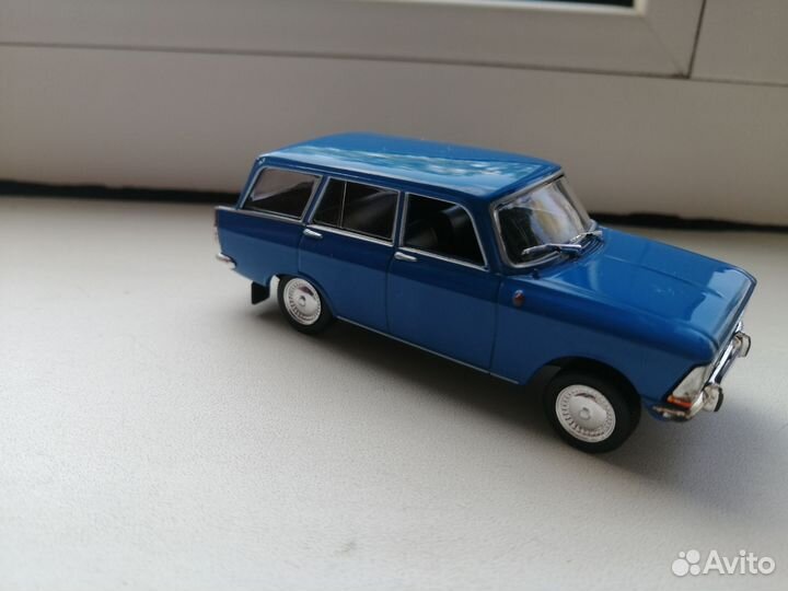Моделька Москвич 427. С журналом 1:43