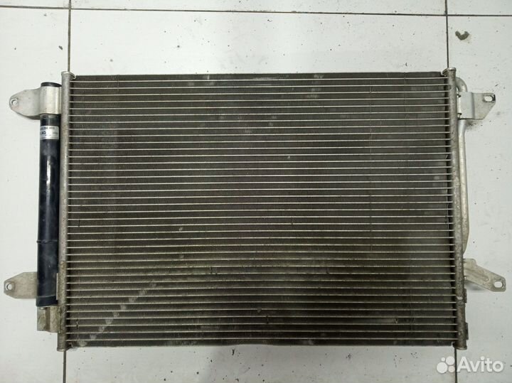 Volkswagen Jetta (NF) Кондиционера (конденсер)